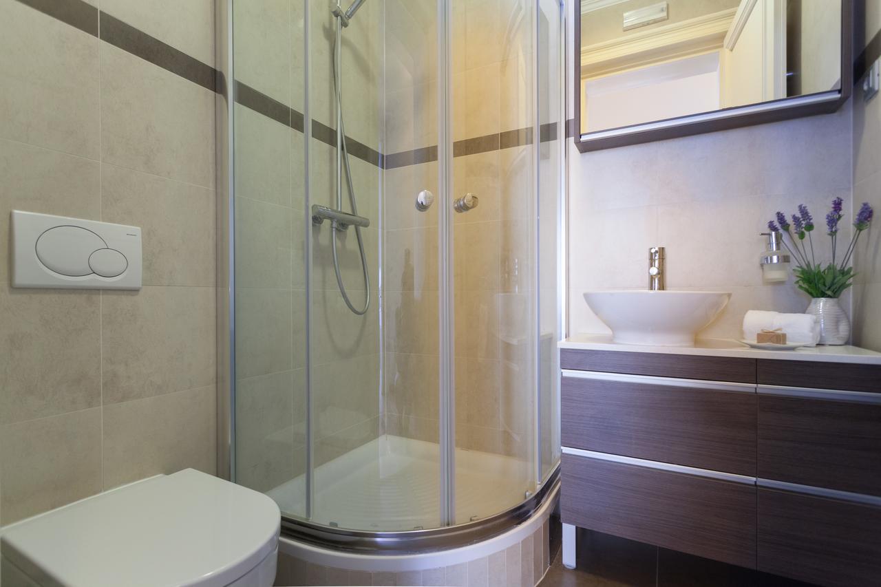 Luxury Beachfront Apartment Banje ドゥブロブニク エクステリア 写真